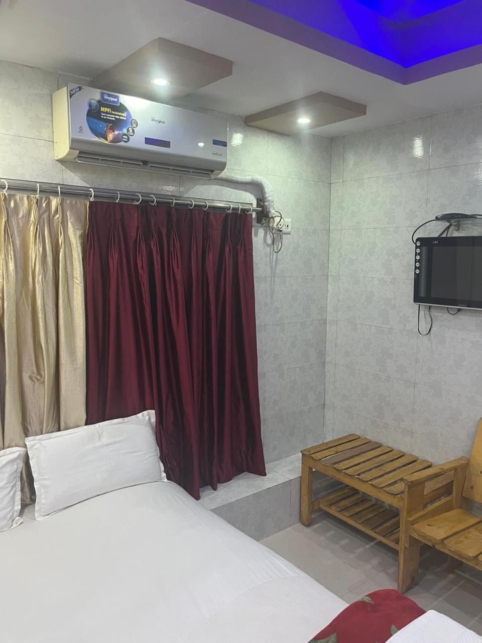Lodge Babul Калькутта Экстерьер фото