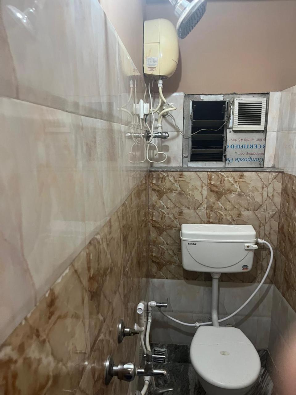 Lodge Babul Калькутта Экстерьер фото